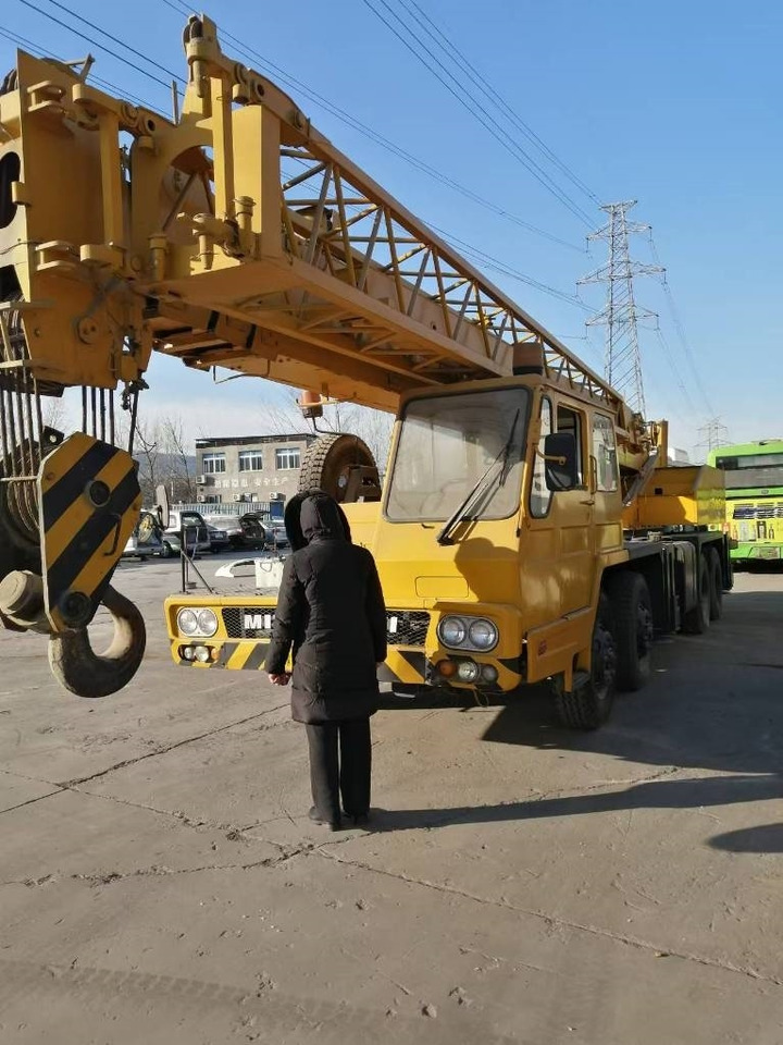 Tadano TL 300 E - Autokraana: pilt 1 Tadano TL 300 E - Autokraana: pilt 1