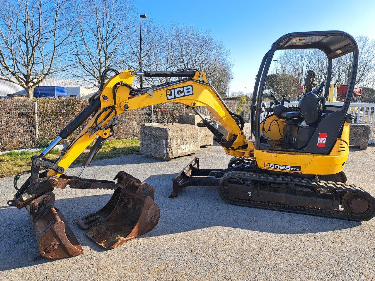 Mini pelle occasion JCB 8025ZTSCAN - Miniekskavaator: pilt 1 Mini pelle occasion JCB 8025ZTSCAN - Miniekskavaator: pilt 1