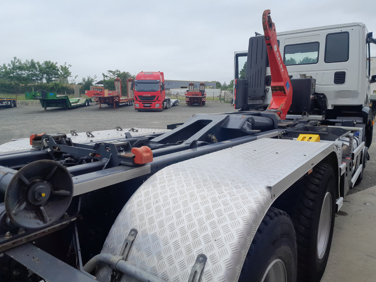 IVECO - Konkstõstukiga veoauto: pilt 4 IVECO - Konkstõstukiga veoauto: pilt 4