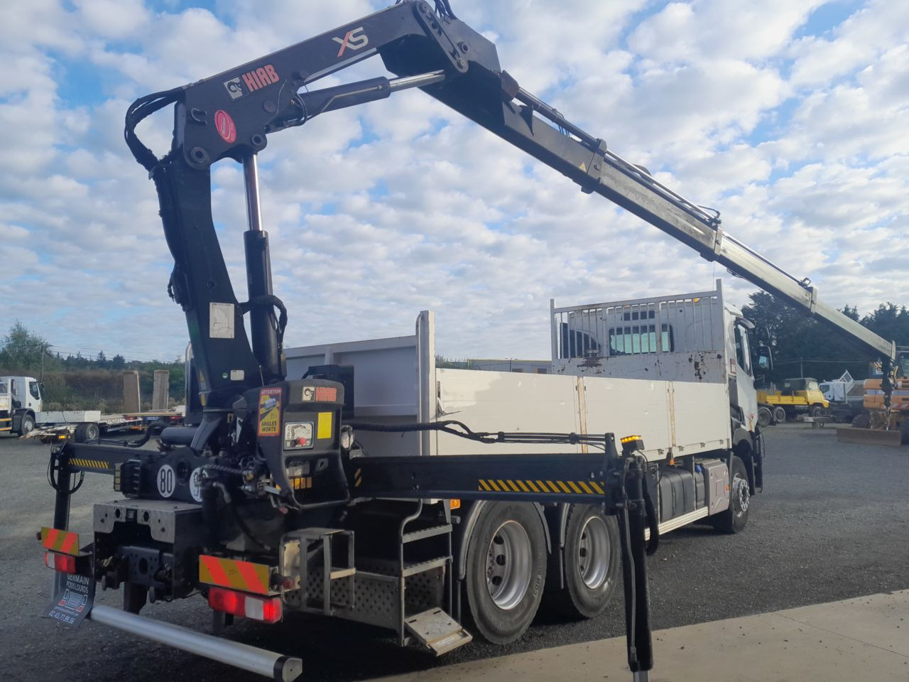 Renault C380 6x2 DTI11 6x2 Standard platform Truck - Madelveok/ Platvormveok, Kraanaga veoauto: pilt 3 Renault C380 6x2 DTI11 6x2 Standard platform Truck - Madelveok/ Platvormveok, Kraanaga veoauto: pilt 3