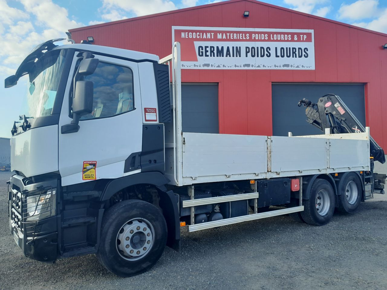 Renault C380 6x2 DTI11 6x2 Standard platform Truck - Madelveok/ Platvormveok, Kraanaga veoauto: pilt 5 Renault C380 6x2 DTI11 6x2 Standard platform Truck - Madelveok/ Platvormveok, Kraanaga veoauto: pilt 5