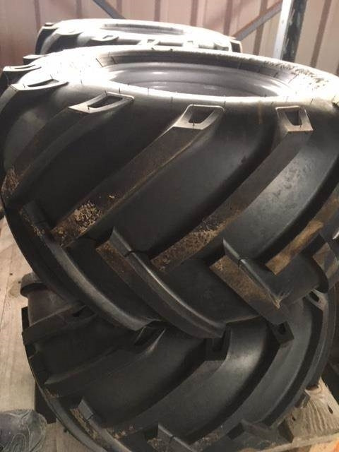 BKT 26,0X12,00X12 - Rehv - Põllutööseade: pilt 1 BKT 26,0X12,00X12 - Rehv - Põllutööseade: pilt 1