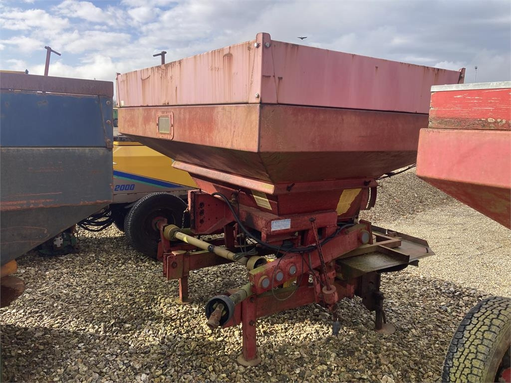 Bredal B2 LIFTOPHÆNGT - Väetiselaoturid: pilt 3 Bredal B2 LIFTOPHÆNGT - Väetiselaoturid: pilt 3