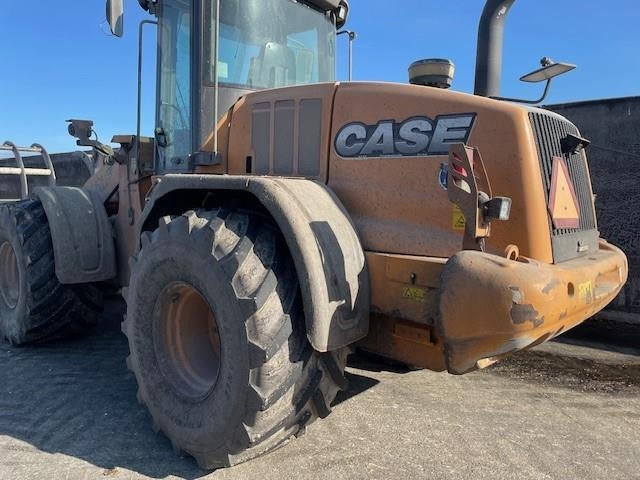 Case 721F Gummiged - Rataslaadur: pilt 1 Case 721F Gummiged - Rataslaadur: pilt 1