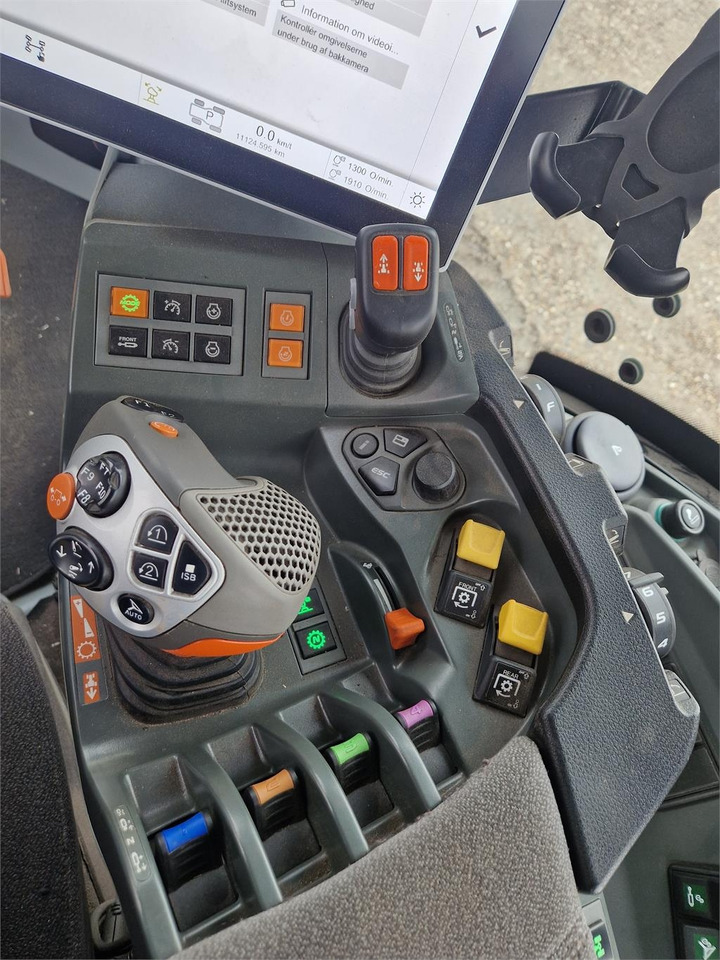 Claas AXION 960 TT - Traktor: pilt 5 Claas AXION 960 TT - Traktor: pilt 5