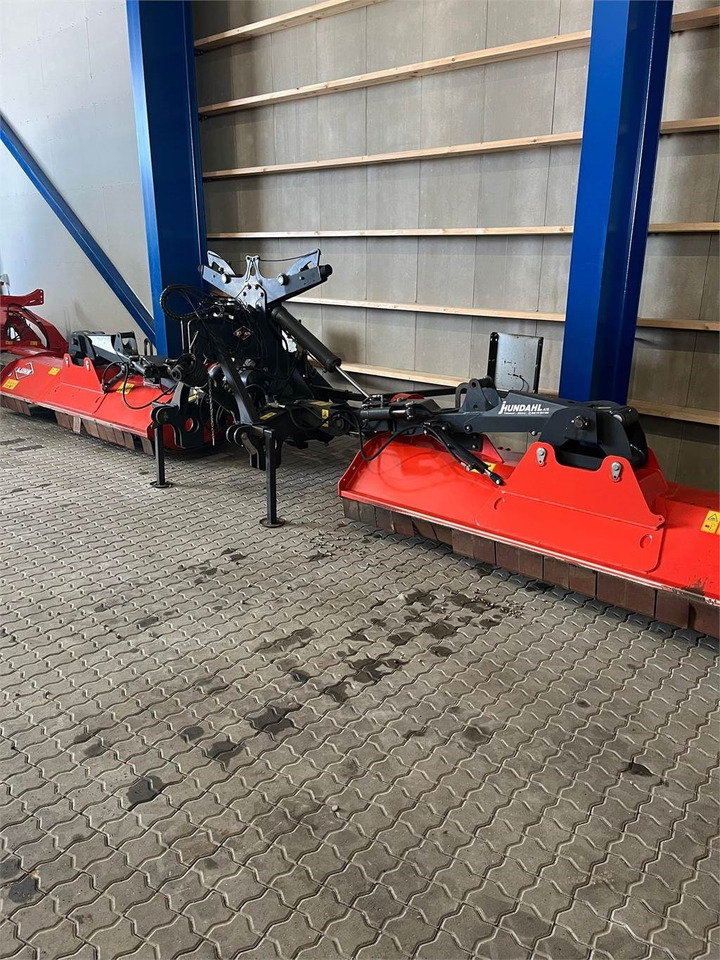 Kuhn BP 8300  - Hooldusniiduk: pilt 2 Kuhn BP 8300  - Hooldusniiduk: pilt 2