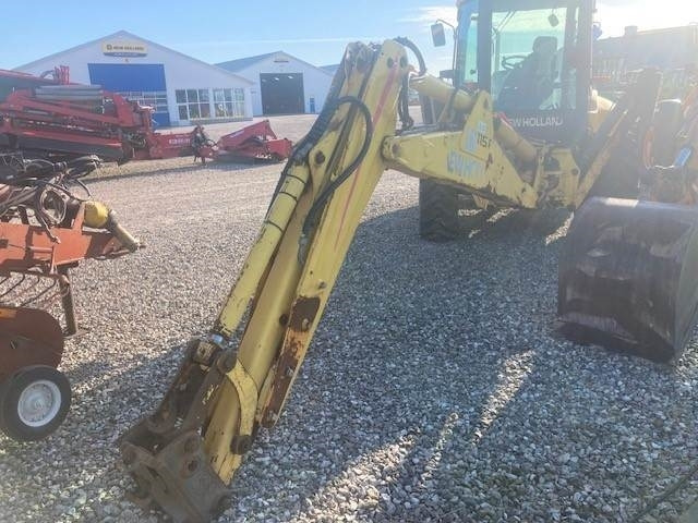 New Holland LB 115B - Ekskavaator-laadur: pilt 3 New Holland LB 115B - Ekskavaator-laadur: pilt 3