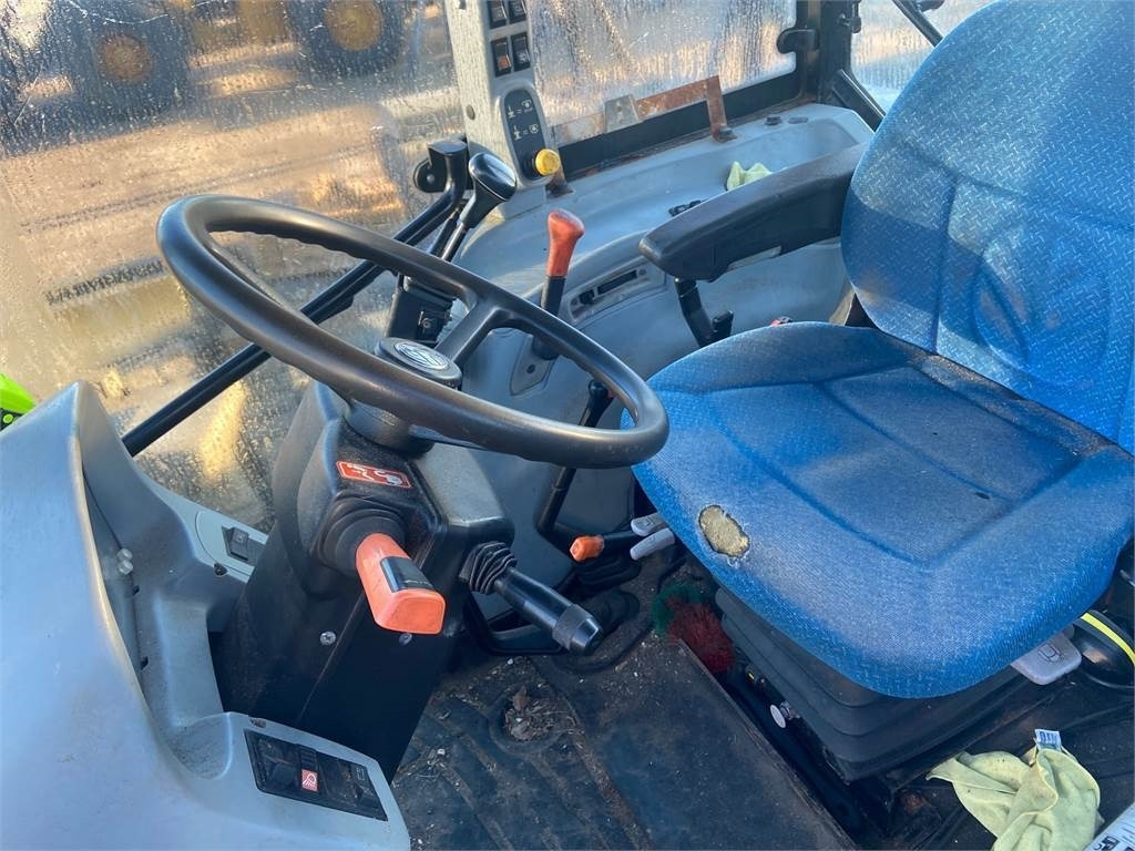 New Holland T5050 - Traktor: pilt 2 New Holland T5050 - Traktor: pilt 2
