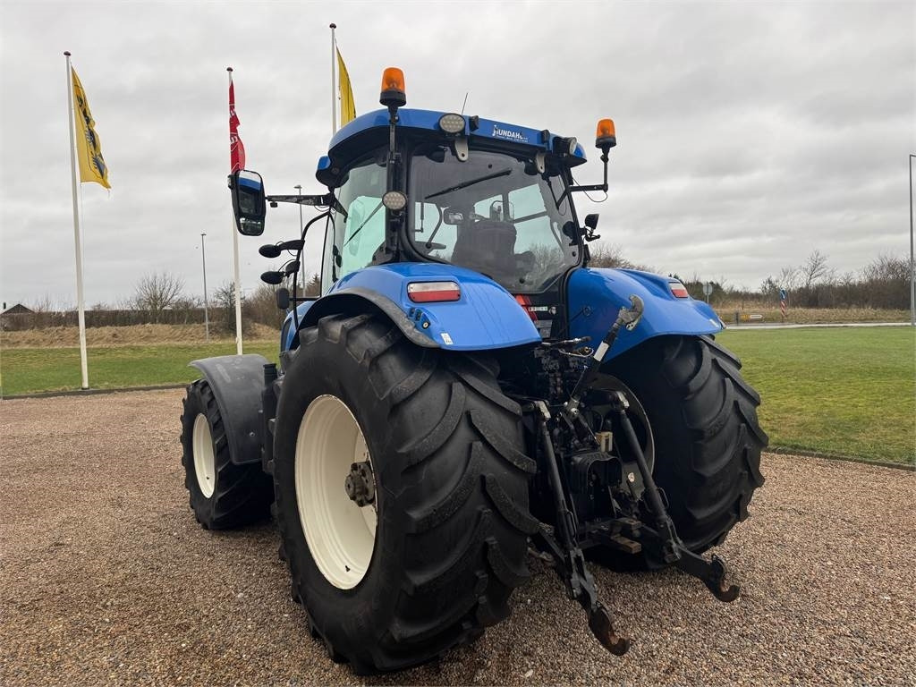 New Holland T7.220 AC - Traktor: pilt 4 New Holland T7.220 AC - Traktor: pilt 4
