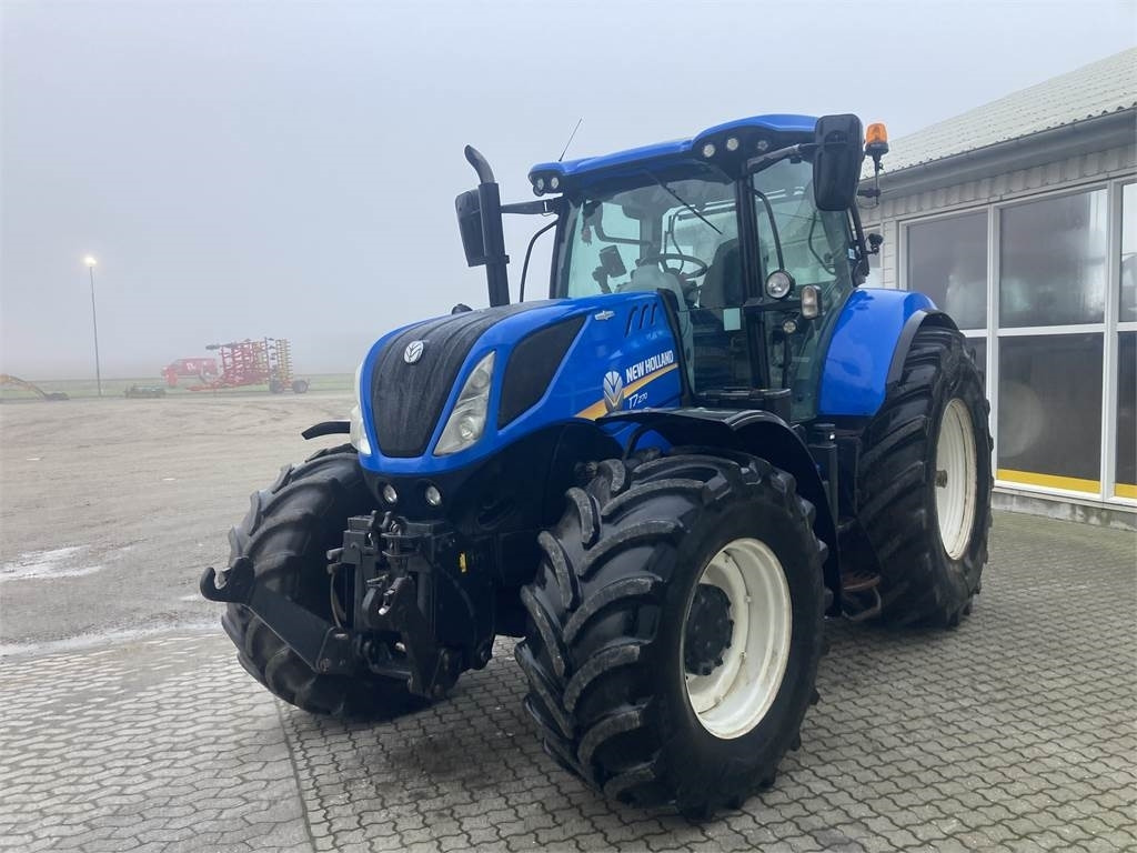 New Holland T7.270AC MY 15 - Traktor: pilt 4 New Holland T7.270AC MY 15 - Traktor: pilt 4