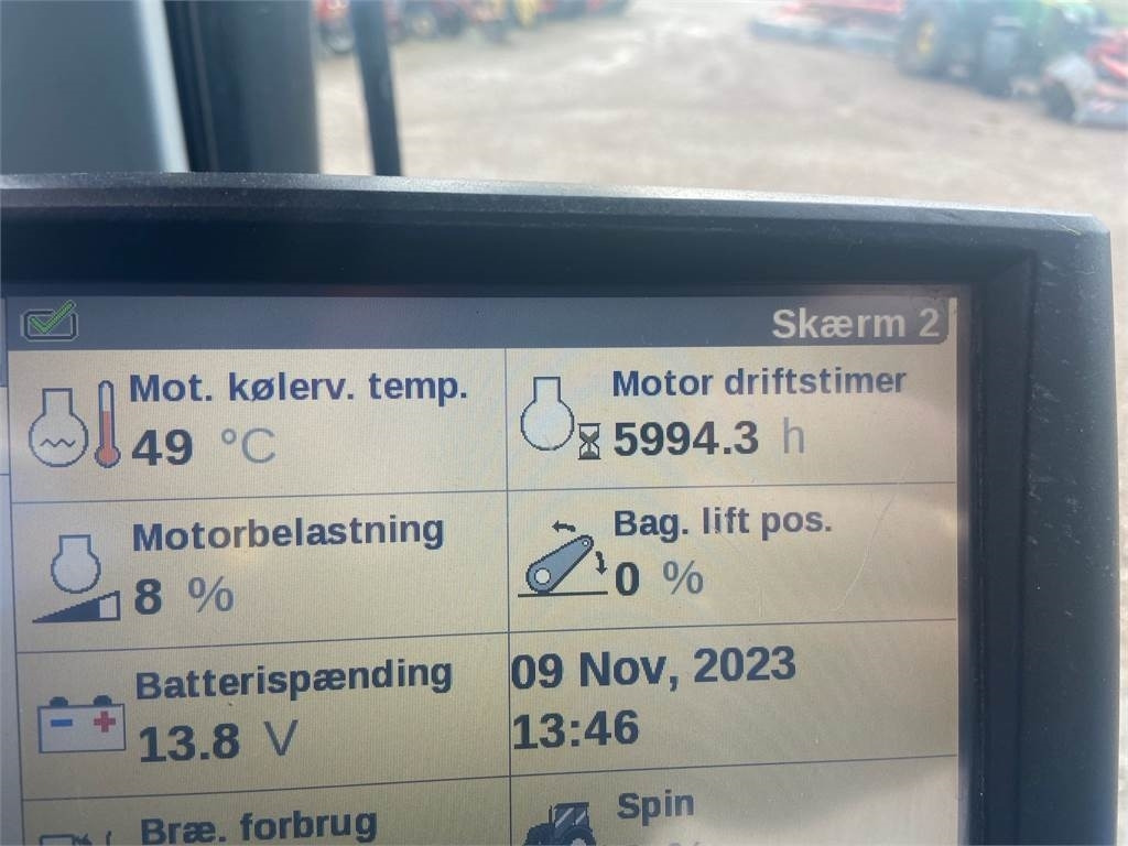 New Holland T7.315 AC  - Traktor: pilt 4 New Holland T7.315 AC  - Traktor: pilt 4