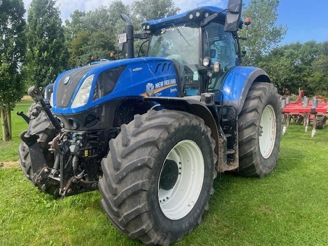 New Holland T7.315 AC  - Traktor: pilt 1 New Holland T7.315 AC  - Traktor: pilt 1