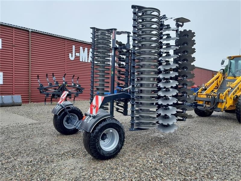 Agro - TOM 6 Meter discharve Agro-Tom 6 m. bugseret di - Ketasäke: pilt 2 Agro - TOM 6 Meter discharve Agro-Tom 6 m. bugseret di - Ketasäke: pilt 2