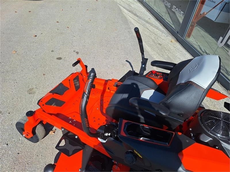 Ariens IKON XD 52" (132 Cm. Klippe bredde) - Munitsipaaltraktor: pilt 5 Ariens IKON XD 52" (132 Cm. Klippe bredde) - Munitsipaaltraktor: pilt 5