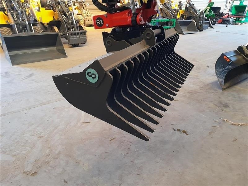 - - - CP METAL RIVE - Kaarutaja/ Reha: pilt 1 - - - CP METAL RIVE - Kaarutaja/ Reha: pilt 1
