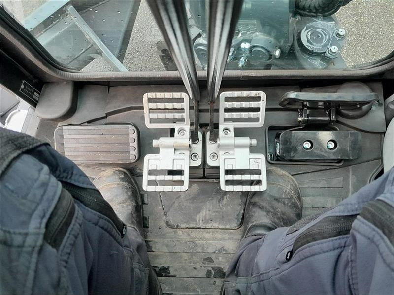Eurotrac HE26-ER FABRIKSNY KAMPAGNE PRIS - Miniekskavaator: pilt 3 Eurotrac HE26-ER FABRIKSNY KAMPAGNE PRIS - Miniekskavaator: pilt 3