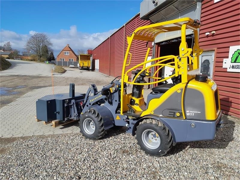 Eurotrac W11 LAV TÅRN - Minilaadur: pilt 3 Eurotrac W11 LAV TÅRN - Minilaadur: pilt 3