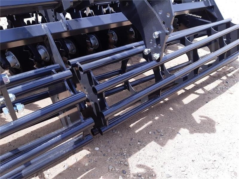 Inter-Tech Diskharve 4 meter J-Maskiner 4 meter med hydraulis - Ketasäke: pilt 2 Inter-Tech Diskharve 4 meter J-Maskiner 4 meter med hydraulis - Ketasäke: pilt 2