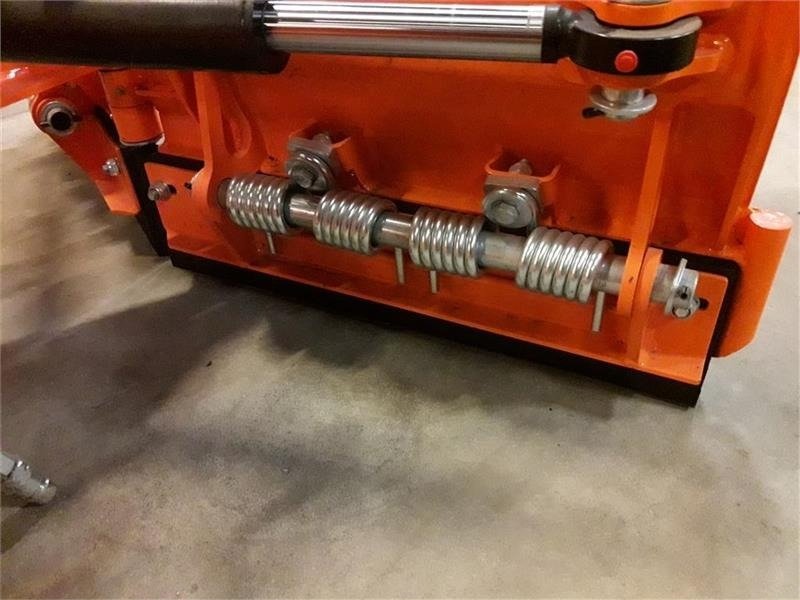 Sigma Pro G101 - Lumesahk - Põllutööseade: pilt 5 Sigma Pro G101 - Lumesahk - Põllutööseade: pilt 5