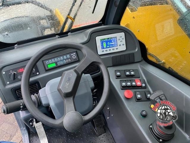 - - - XCMG XC6-2506E - Teleskooplaadur: pilt 4 - - - XCMG XC6-2506E - Teleskooplaadur: pilt 4