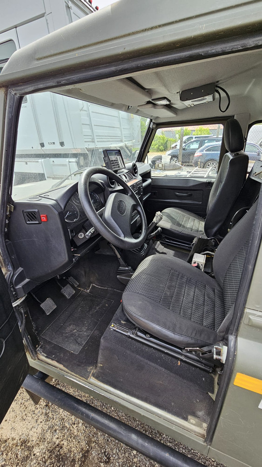 Tarbesõiduk LAND ROVER Défender Ambulance: pilt 7