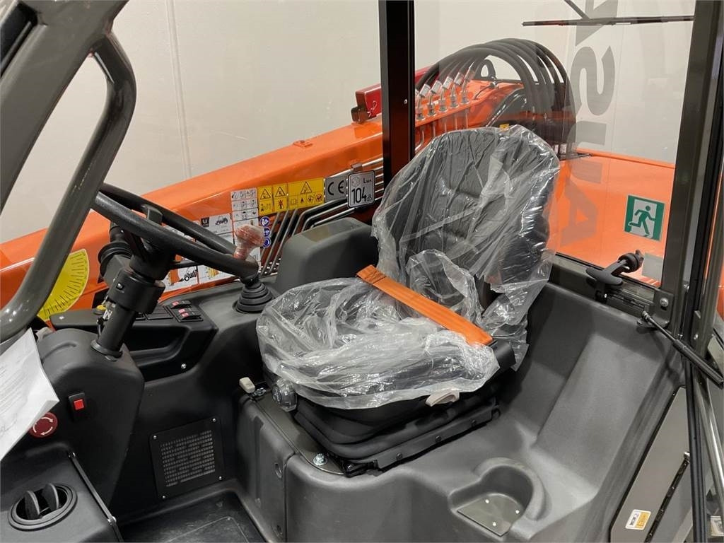 Ausa T164EX4 - Teleskooppoom: pilt 5 Ausa T164EX4 - Teleskooppoom: pilt 5