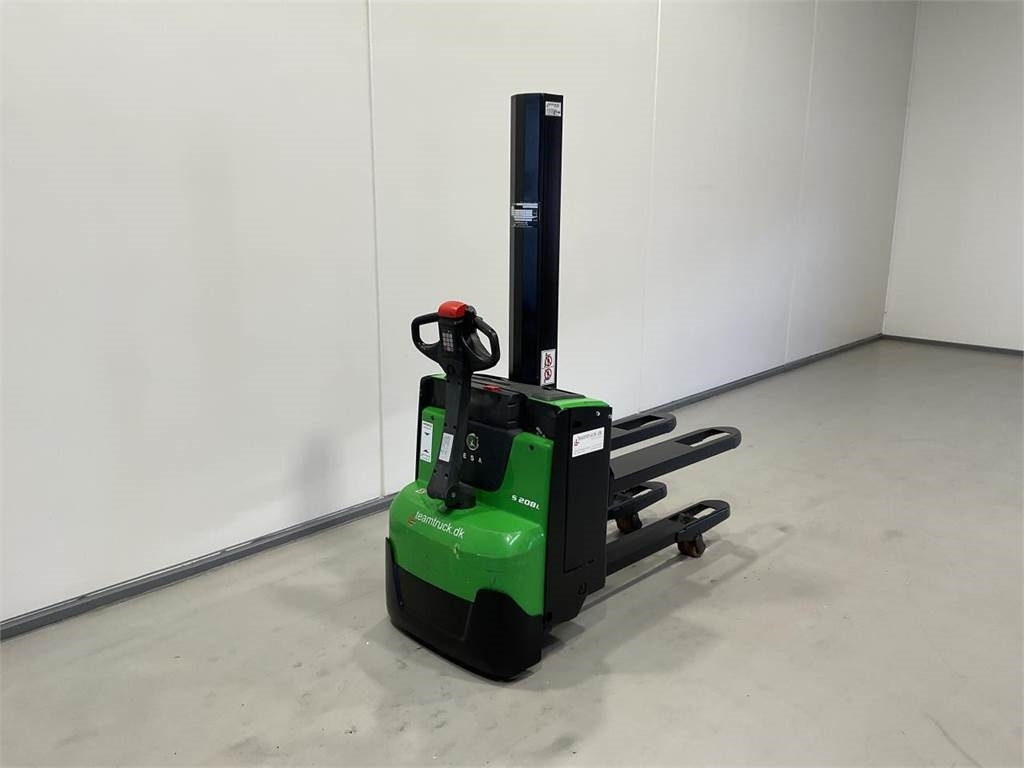 Cesab S208L - Virnastaja: pilt 2 Cesab S208L - Virnastaja: pilt 2