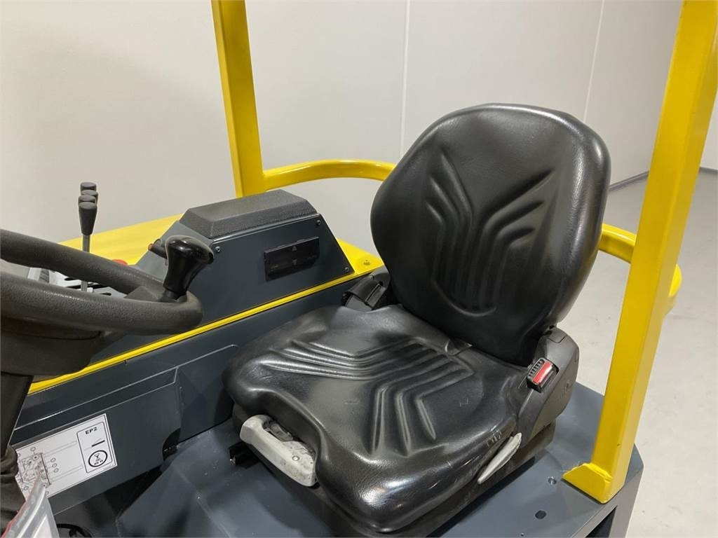 Combilift CBE3000 - 4-suunaline lükandmastiga tõstuk: pilt 5 Combilift CBE3000 - 4-suunaline lükandmastiga tõstuk: pilt 5