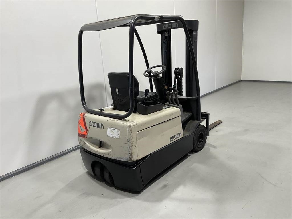 Crown SC3016-1,6 - Elektritõstuk: pilt 2 Crown SC3016-1,6 - Elektritõstuk: pilt 2