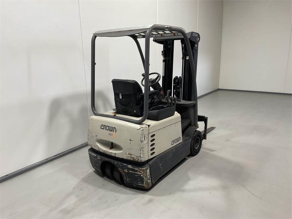 Crown SC3220-1,3 - Elektritõstuk: pilt 2 Crown SC3220-1,3 - Elektritõstuk: pilt 2