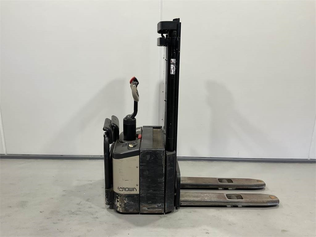 Crown WE2300S-1,25 TF - Virnastaja: pilt 1 Crown WE2300S-1,25 TF - Virnastaja: pilt 1