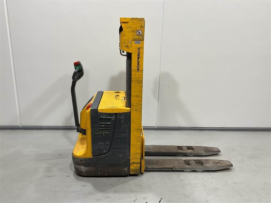 Jungheinrich EJC12 - Virnastaja: pilt 1 Jungheinrich EJC12 - Virnastaja: pilt 1