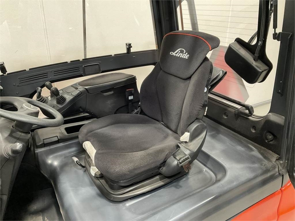 Linde E35L-01  - Elektritõstuk: pilt 5 Linde E35L-01  - Elektritõstuk: pilt 5