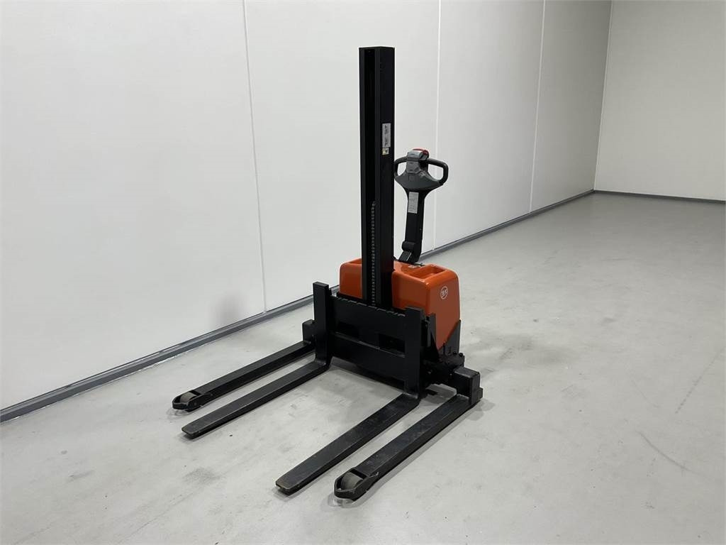 Toyota HWE100 - Virnastaja: pilt 4 Toyota HWE100 - Virnastaja: pilt 4