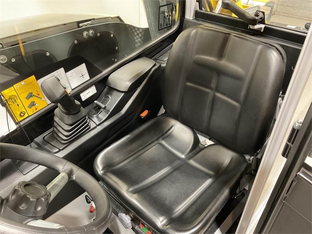 Wacker Neuson TH412 - Teleskooppoom: pilt 5 Wacker Neuson TH412 - Teleskooppoom: pilt 5