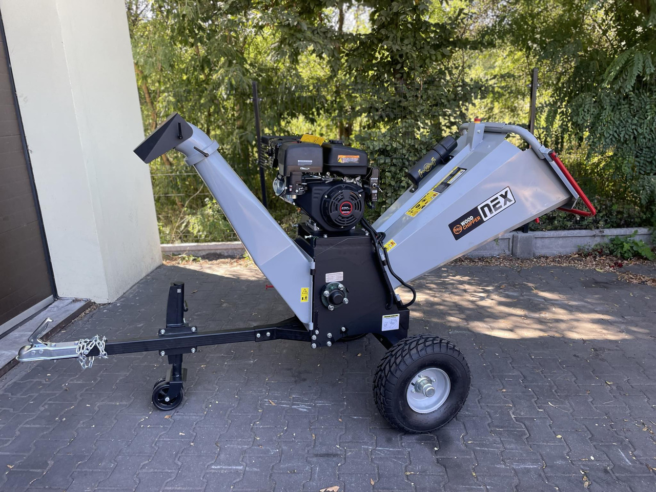 NEX P4206 - Puiduhakkurid: pilt 1 NEX P4206 - Puiduhakkurid: pilt 1