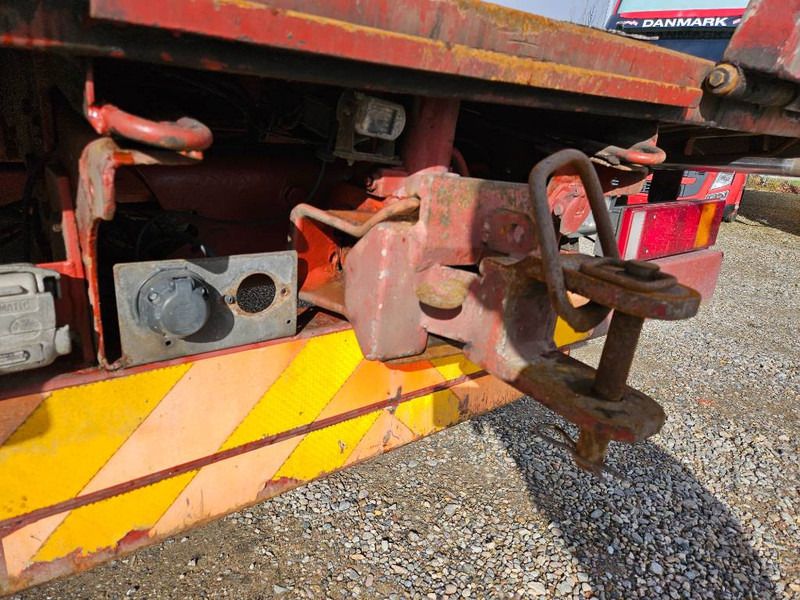 Iveco Eurotech 6x2 // Machinetransport // HMF 1483 K3 liising Iveco Eurotech 6x2 // Machinetransport // HMF 1483 K3: pilt 14