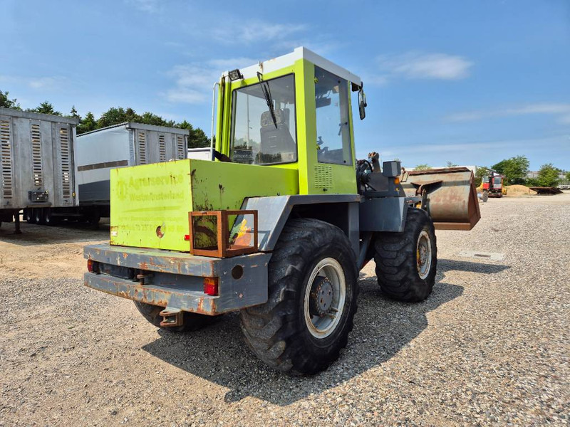 O & K L15 With bucket and quickshift - Rataslaadur: pilt 5 O & K L15 With bucket and quickshift - Rataslaadur: pilt 5