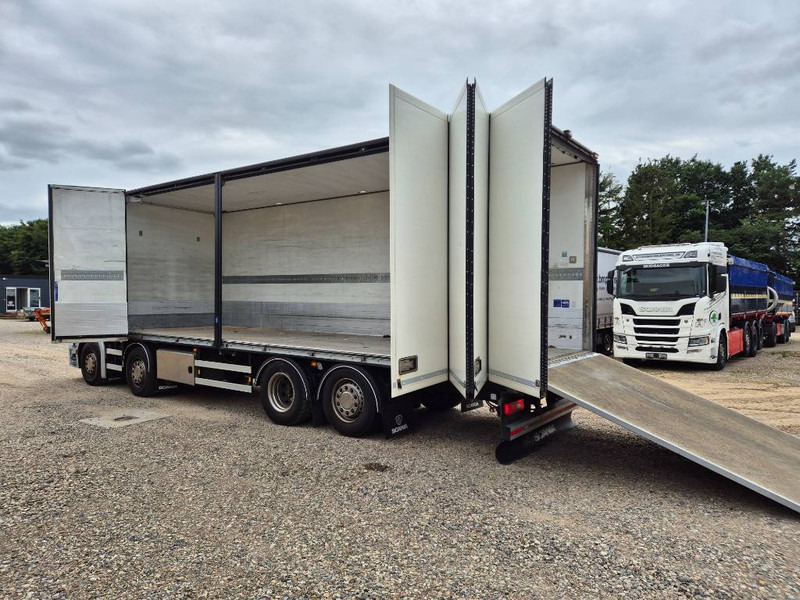 Scania R 500 8x2 //Rampe// Underboring - Kasti veoauto: pilt 1 Scania R 500 8x2 //Rampe// Underboring - Kasti veoauto: pilt 1