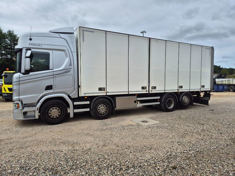 Scania R 500 8x2 //Rampe// Underboring - Kasti veoauto: pilt 3 Scania R 500 8x2 //Rampe// Underboring - Kasti veoauto: pilt 3