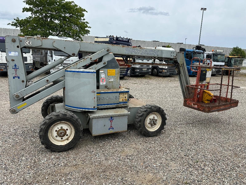 Skyjack SJKB 40 C // 12 meter lift - Liigendpoom: pilt 1 Skyjack SJKB 40 C // 12 meter lift - Liigendpoom: pilt 1
