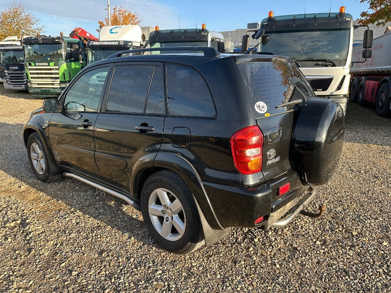 Toyota RAV4 2.0D 4x4 - Kaubik: pilt 5 Toyota RAV4 2.0D 4x4 - Kaubik: pilt 5