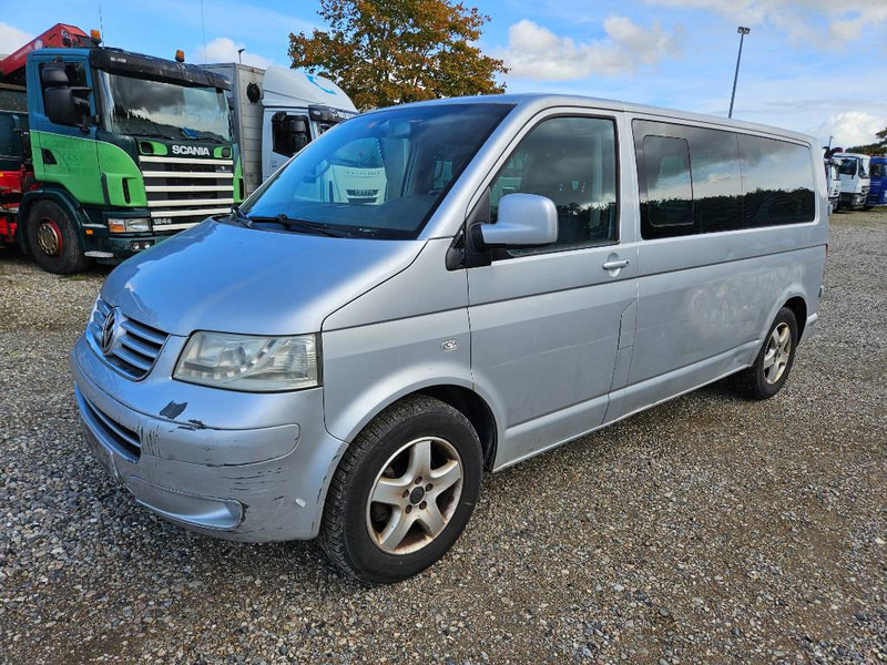 Volkswagen Caravelle 2,5 TDi 130 lang 10prs 5d - Väikebuss, Mikrobuss: pilt 1 Volkswagen Caravelle 2,5 TDi 130 lang 10prs 5d - Väikebuss, Mikrobuss: pilt 1