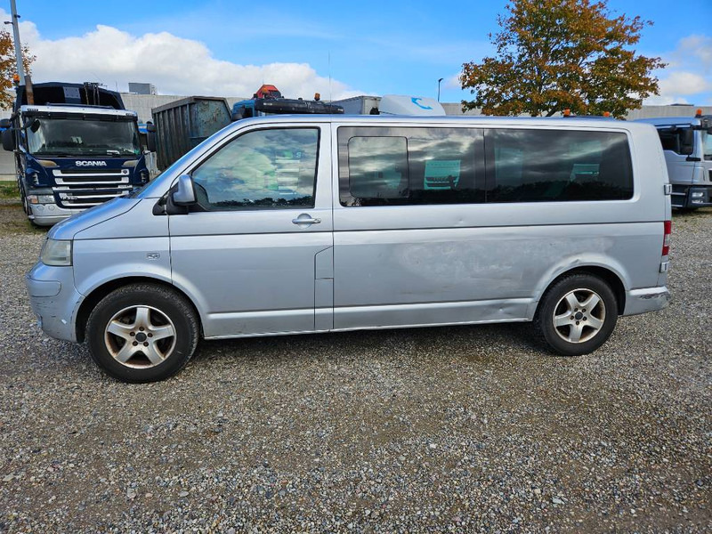 Volkswagen Caravelle 2,5 TDi 130 lang 10prs 5d - Väikebuss, Mikrobuss: pilt 2 Volkswagen Caravelle 2,5 TDi 130 lang 10prs 5d - Väikebuss, Mikrobuss: pilt 2