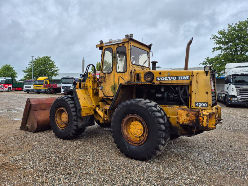 Volvo BM 4300 - Rataslaadur: pilt 3 Volvo BM 4300 - Rataslaadur: pilt 3