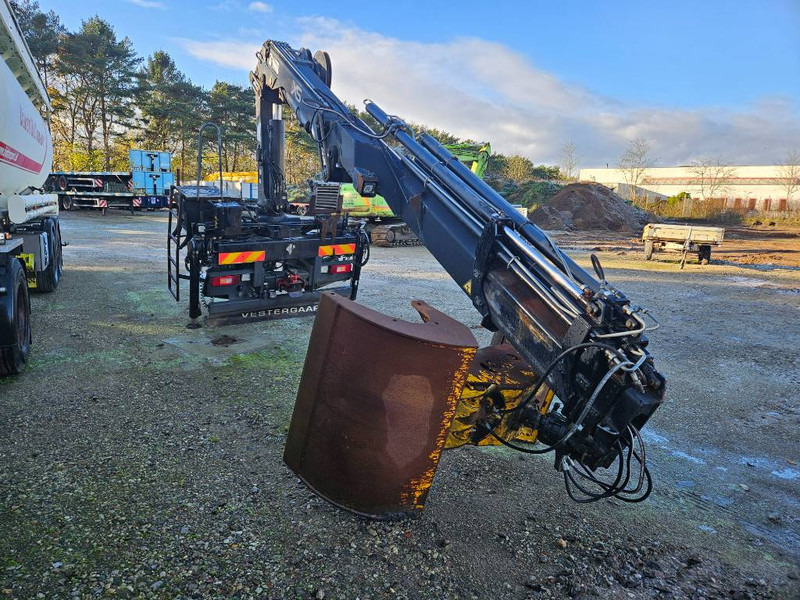 Volvo HIAB 166 E-4 Hipro - Kraanaga veoauto: pilt 1 Volvo HIAB 166 E-4 Hipro - Kraanaga veoauto: pilt 1