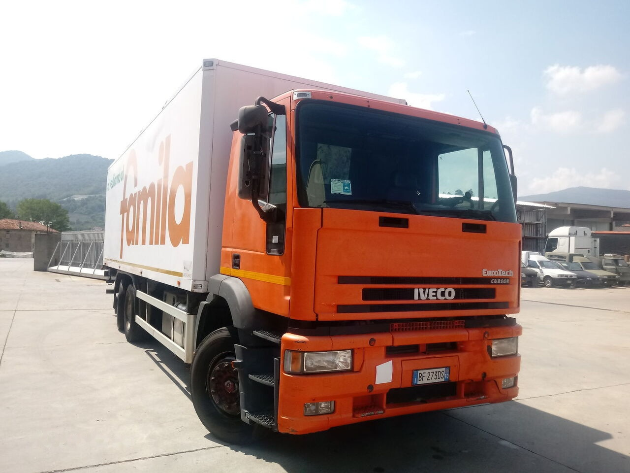 IVECO EUROTEK 260E31Y/PS - Kasti veoauto: pilt 2 IVECO EUROTEK 260E31Y/PS - Kasti veoauto: pilt 2