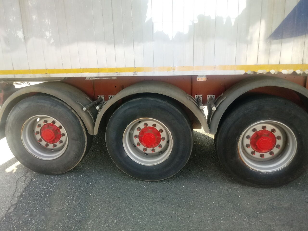 Piacenza TIGER 35 - Kallur-poolhaagis: pilt 4 Piacenza TIGER 35 - Kallur-poolhaagis: pilt 4