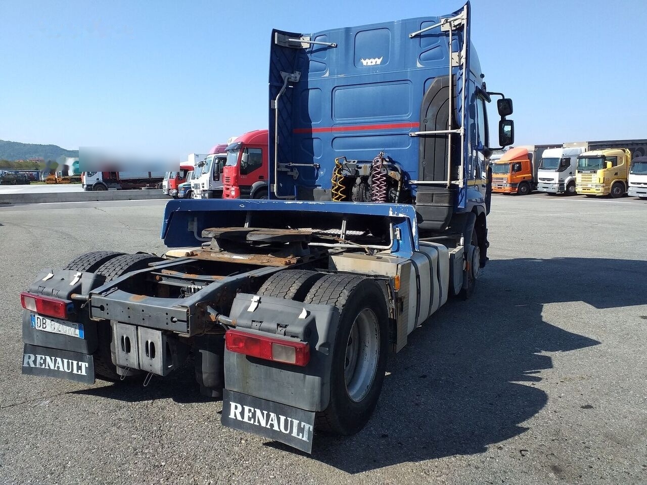 Renault PREMIUM 440 DXI - Sadulveok: pilt 4 Renault PREMIUM 440 DXI - Sadulveok: pilt 4