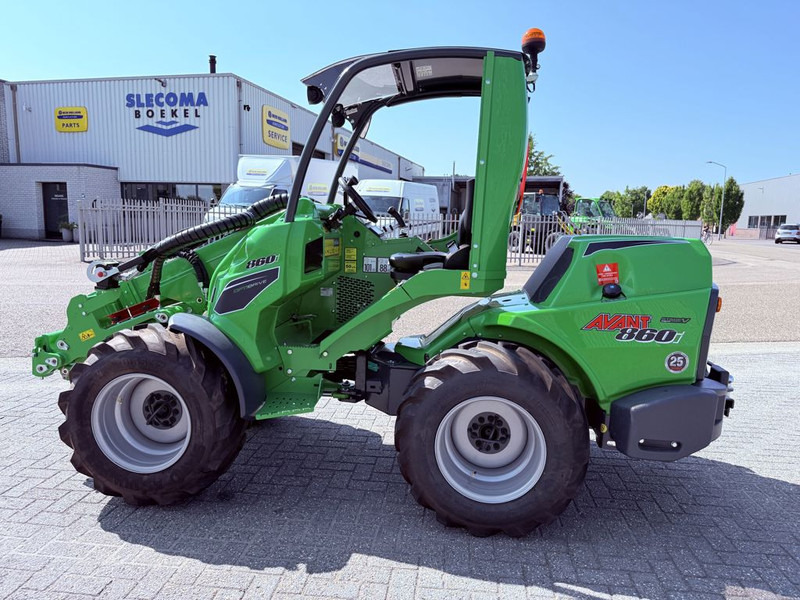 Avant 860i TDL + 1900kg 3.5 mtr 30km/h - Rataslaadur: pilt 1 Avant 860i TDL + 1900kg 3.5 mtr 30km/h - Rataslaadur: pilt 1